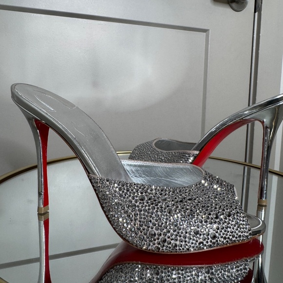 Christian Louboutin Bianca be Platform Pump 40 - Picture 7 of 16
